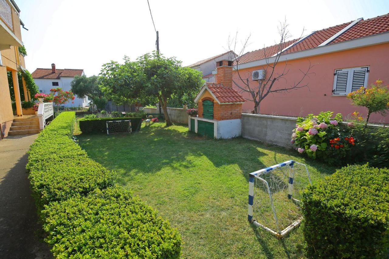 Apartmani Dane Sukošan Kültér fotó
